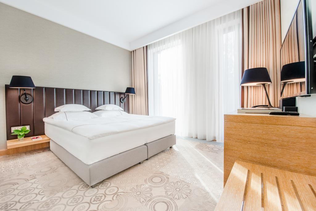 Tiffi Boutique 4*